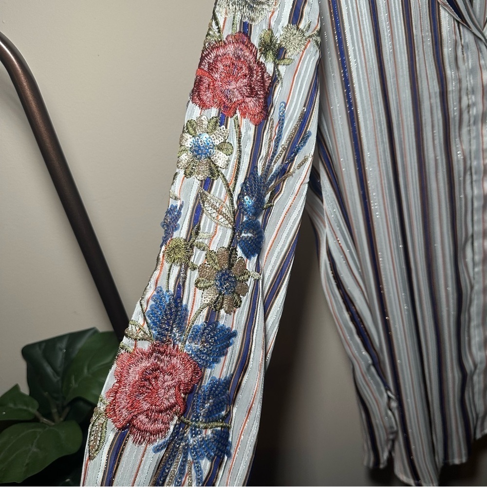 Aratta Silent Journey Striped Floral Embroidered Button Down Top Bundle Size S-M - Picture 12 of 16